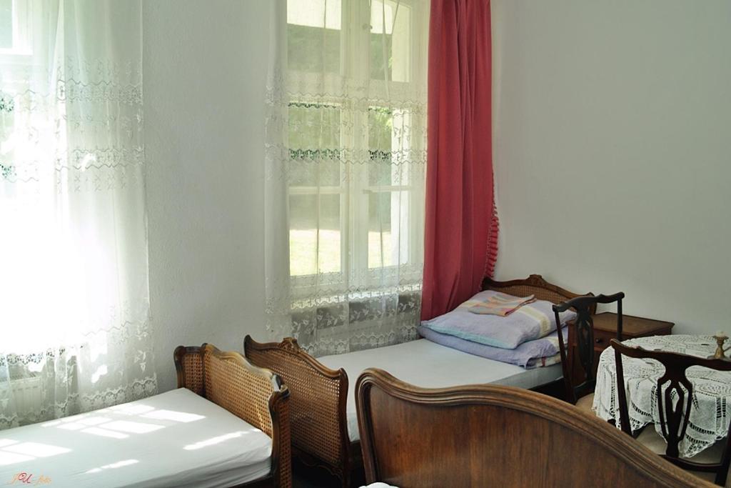 Hotel Cichy Dwor à Manowo Extérieur photo