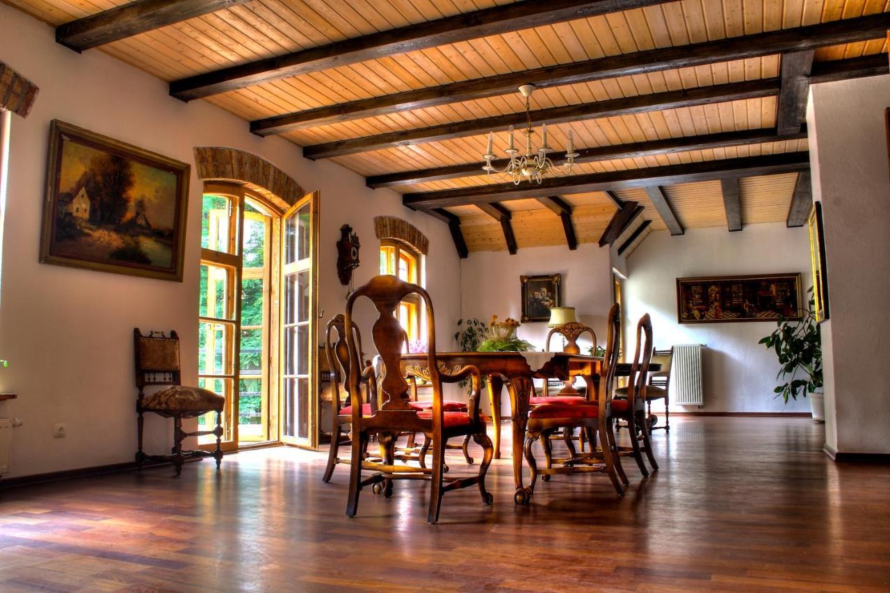 Hotel Cichy Dwor à Manowo Extérieur photo
