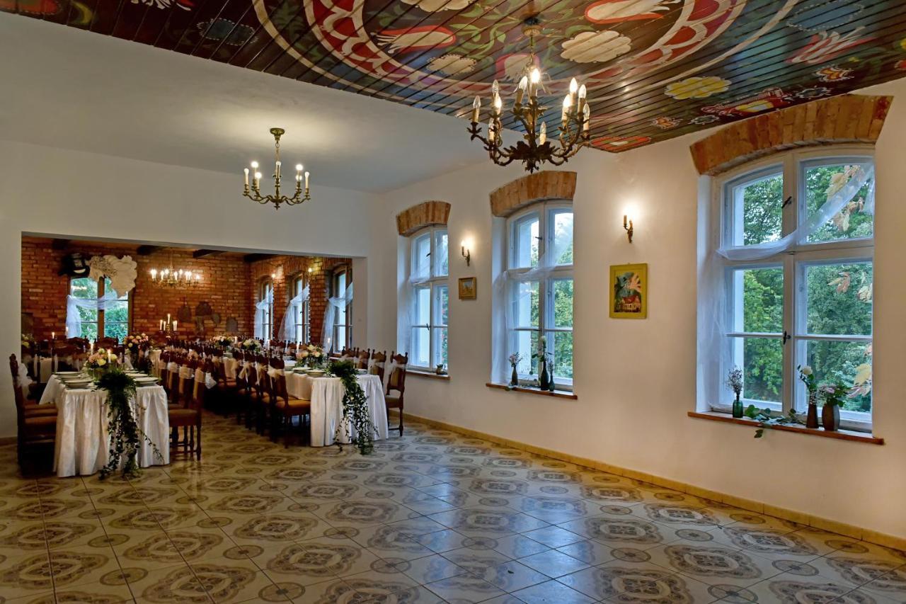 Hotel Cichy Dwor à Manowo Extérieur photo